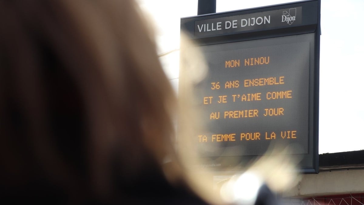 Saint-Valentin : à Dijon, les habitants déclarent leur amour sur les panneaux géants de la ville