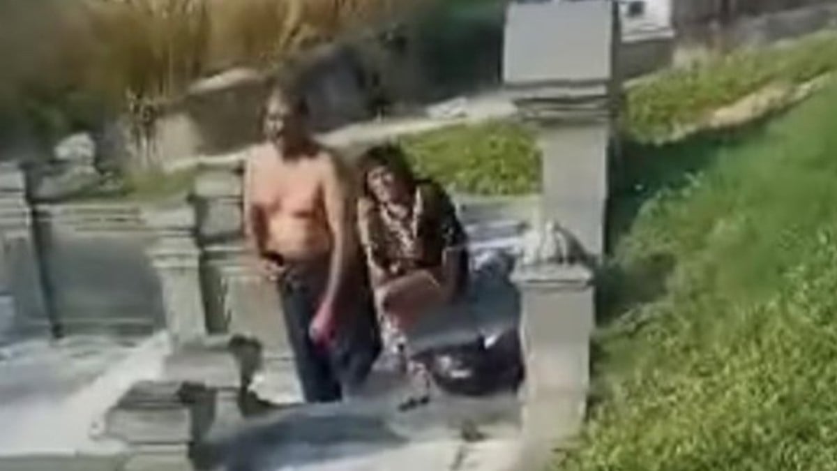 Capture d'écran montrant le couple après ses ébats intimes 