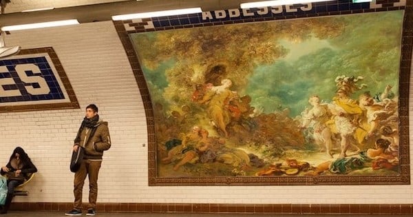 Et si toutes les pubs du métro étaient remplacées par des œuvres d'art ? C'est l'idée géniale d'un collectif de street-art... Et ils ont besoin de vous pour y parvenir !