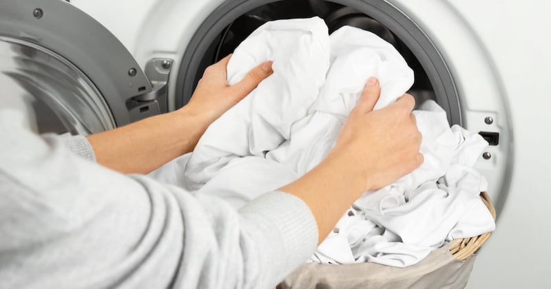 5 astuces naturelles et peu coûteuses pour blanchir le linge 