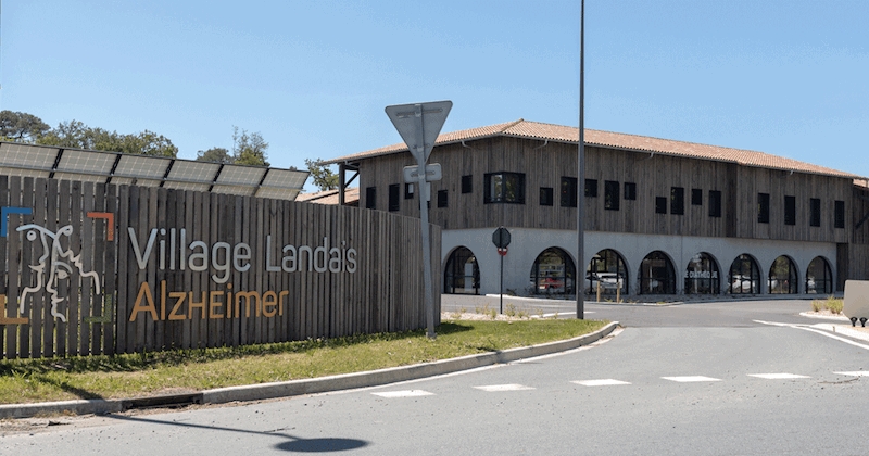 À Dax, le premier village pour les personnes atteintes d'Alzheimer a ouvert ses portes