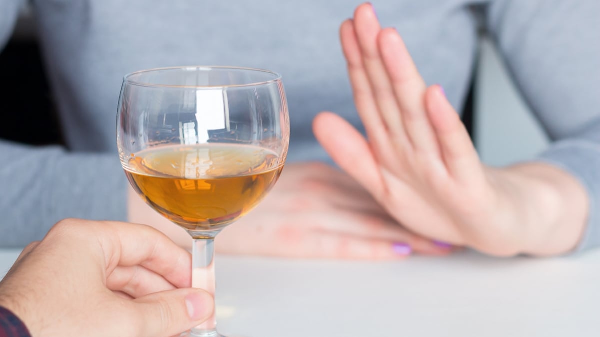 Ce neurologue recommande de ne plus boire d'alcool à partir de cet âge précis 