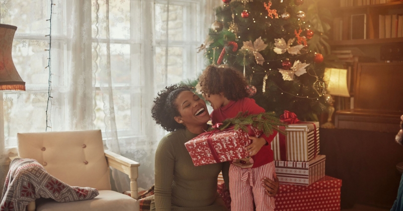 15 idées de cadeaux de Noël à offrir à ses parents