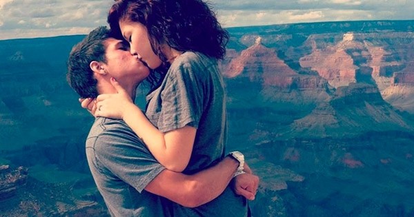 Voici 8 raisons de s'embrasser plus souvent et... au bon moment !