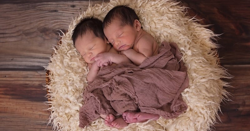 Brésil : une maman accouche de jumeaux qui ont deux pères différents, un cas «extrêmement rare»