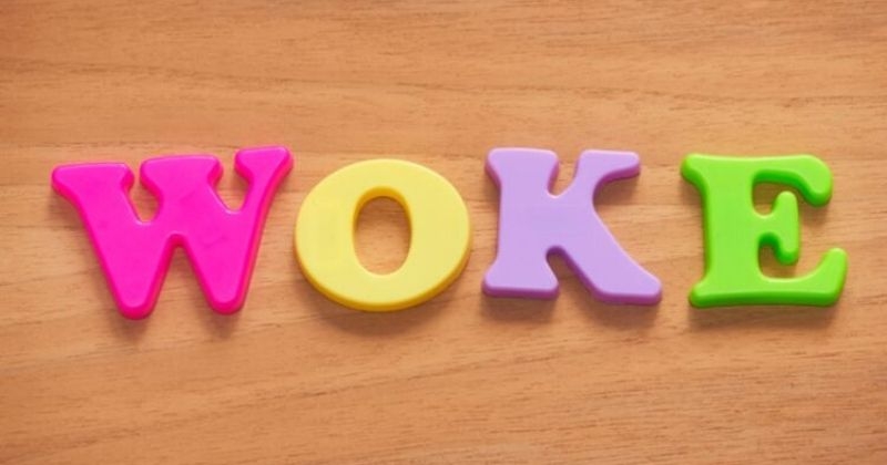 Woke, wokisme : origine et signification 