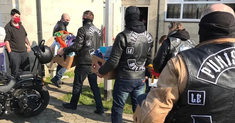 En Belgique, les motards « Punishers » offrent des cadeaux aux familles dans le besoin