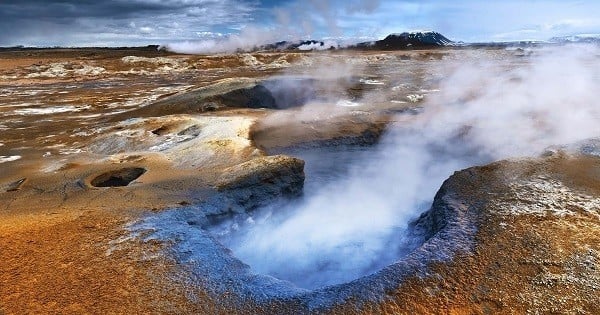 L'Islande a peut-être trouvé LA solution contre le réchauffement climatique en solidifiant le dioxyde de carbone ! Ingénieux...