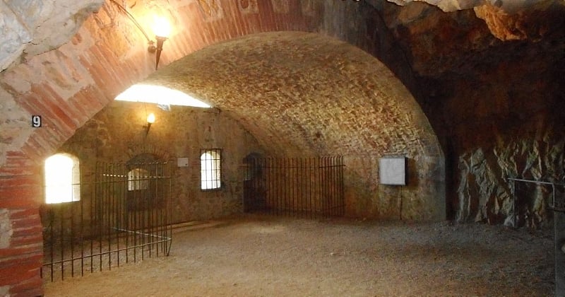Pyrénées-Orientales : cette grotte classée au patrimoine mondial de l'UNESCO est à vendre !