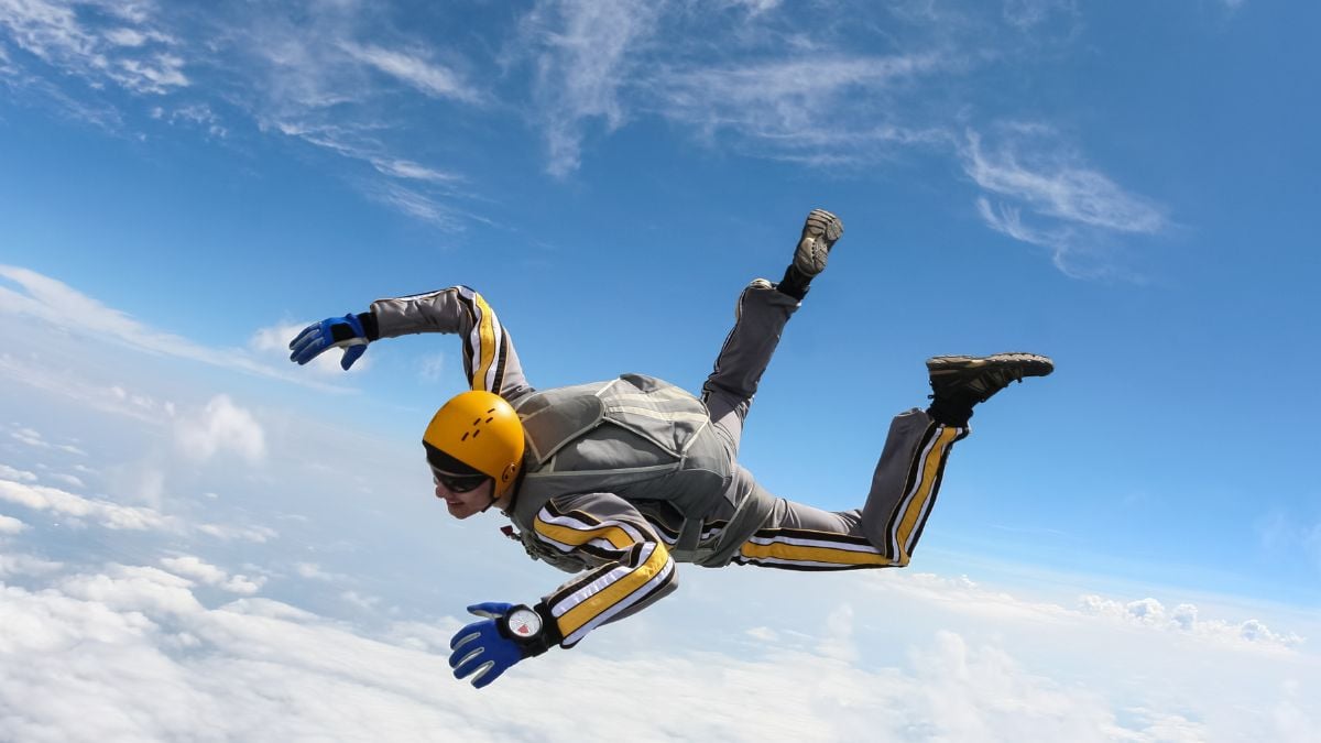 Il saute de 1 000 m d'altitude et... meurt en s'écrasant au sol pendant son baptême de l'air en parachute