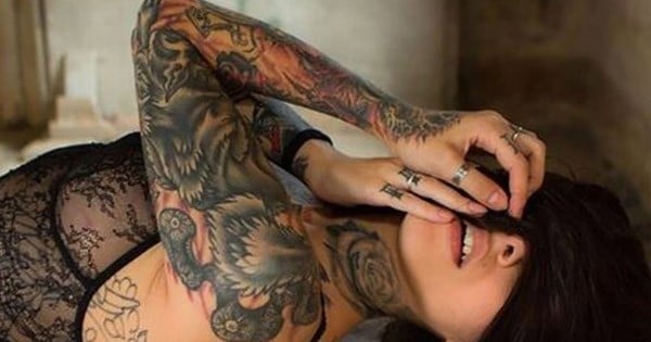 Voici 15 filles tatouées terriblement sexy... J'en connais qui vont tomber amoureux !