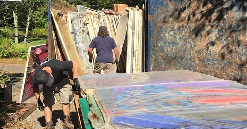 États-Unis : un mécanicien découvre des tableaux valant des millions d'euros dans une benne à ordures
