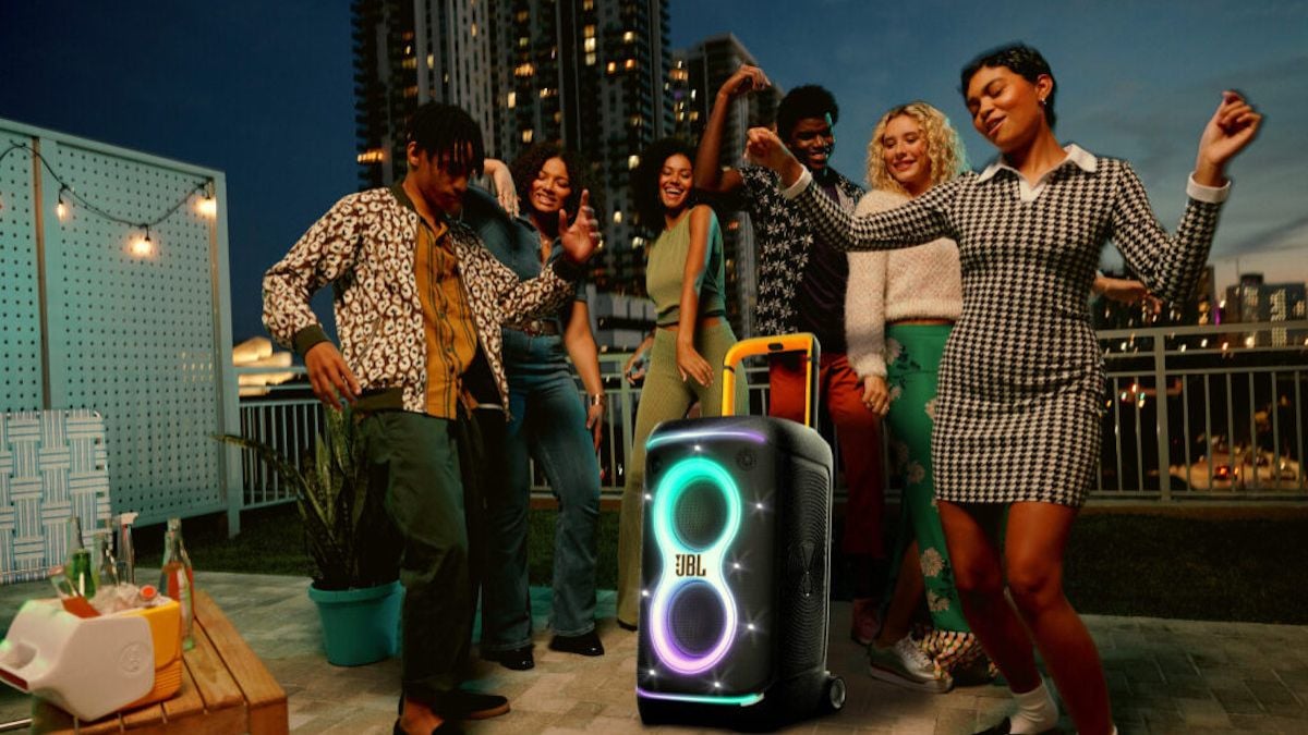 À la pointe de la technologie, cette enceinte portable est l'accessoire indispensable pour vos soirées