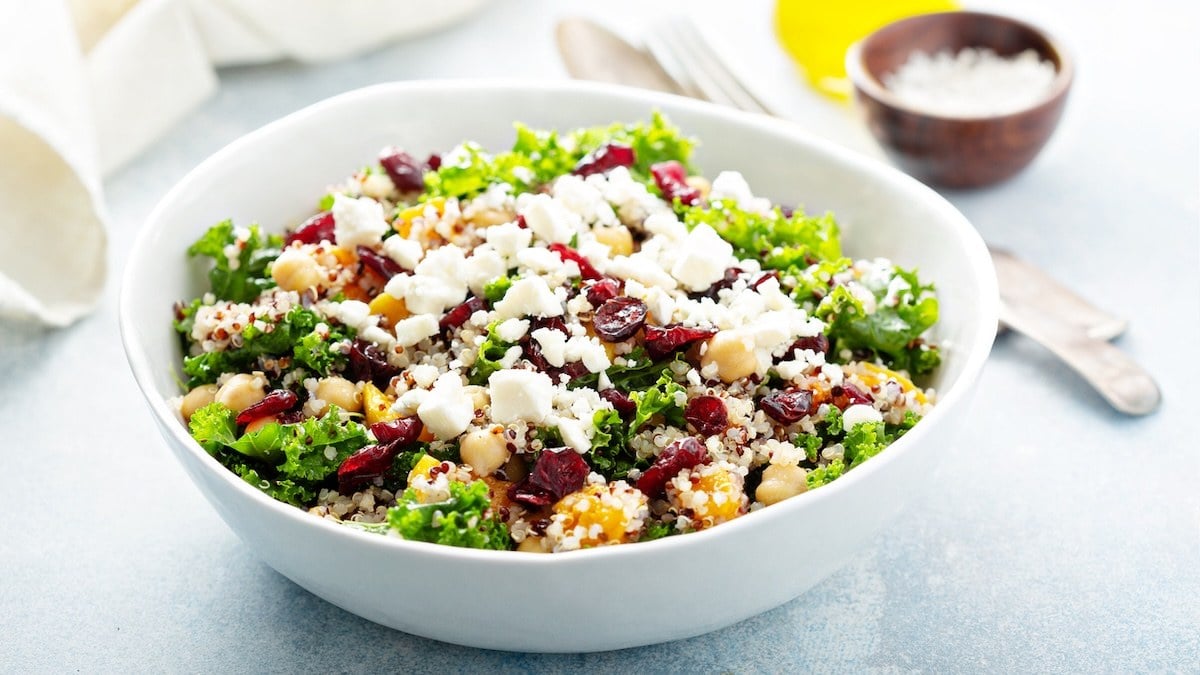 5 fromages à moins de 250 calories à glisser dans vos salades composées cet été