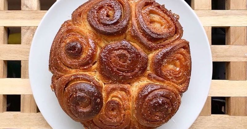 Cinnamon rolls