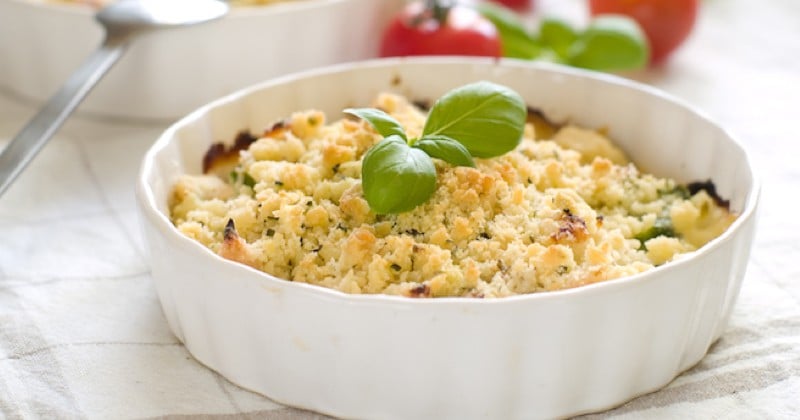 Crumble poulet tomates