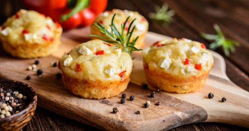 Muffins aux poivron rouge et feta