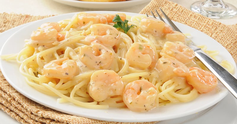 Spaghetti aux crevettes et beurre à l'ail