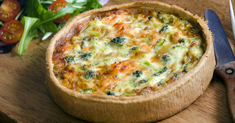 Quiche au saumon fumé, brocolis et fromage frais