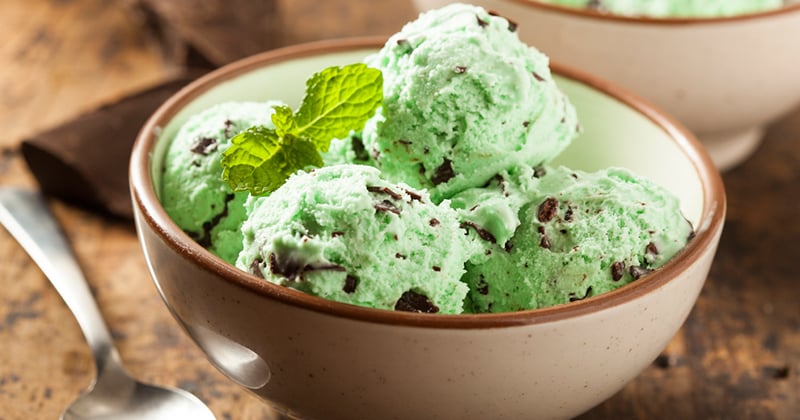 Glace à la menthe aux pépites de chocolat
