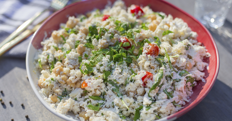 Salade de chou-fleur aux pois chiches et grenades
