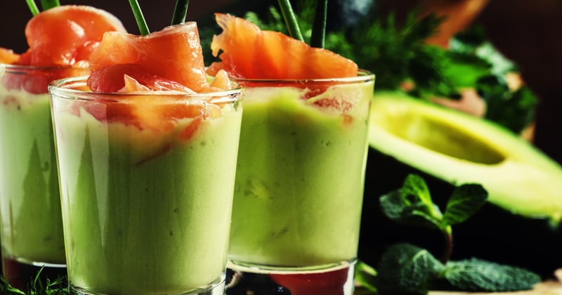 Verrine de mousse d'avocats et saumon fumé