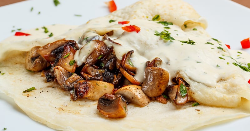 Crêpes à la dinde et à la béchamel