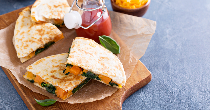 Quesadillas aux patates douces et chou frisé