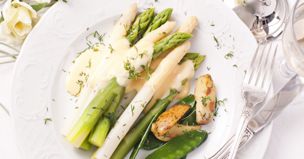 Asperges et sauce hollandaise