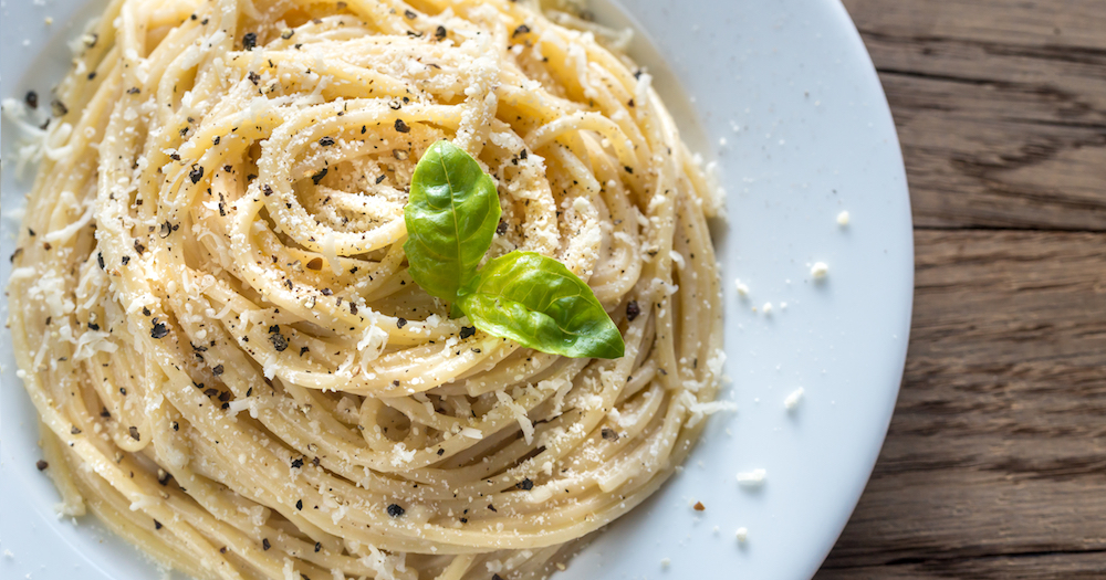 Spaghettis cacio e pepe