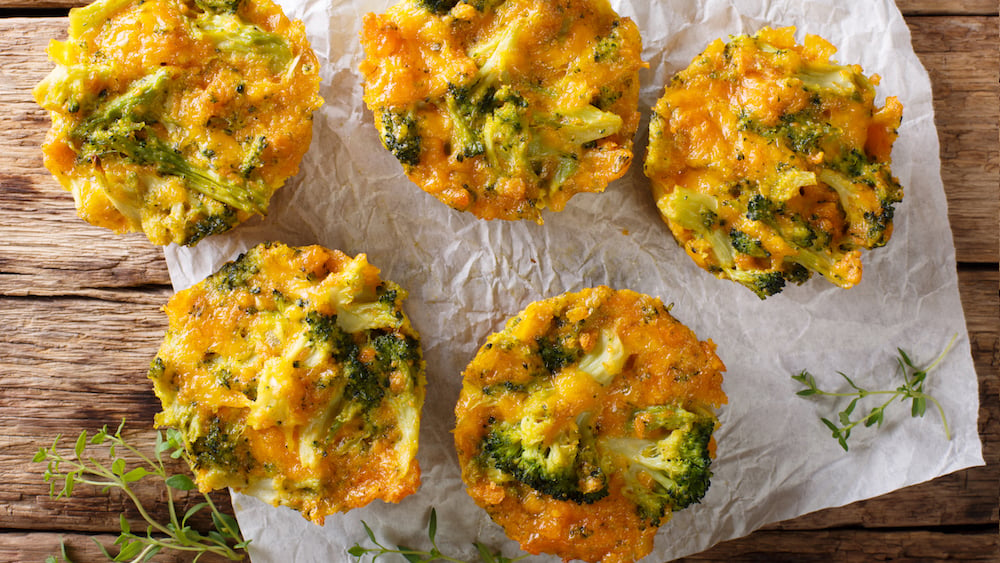 Galettes de brocolis au cheddar