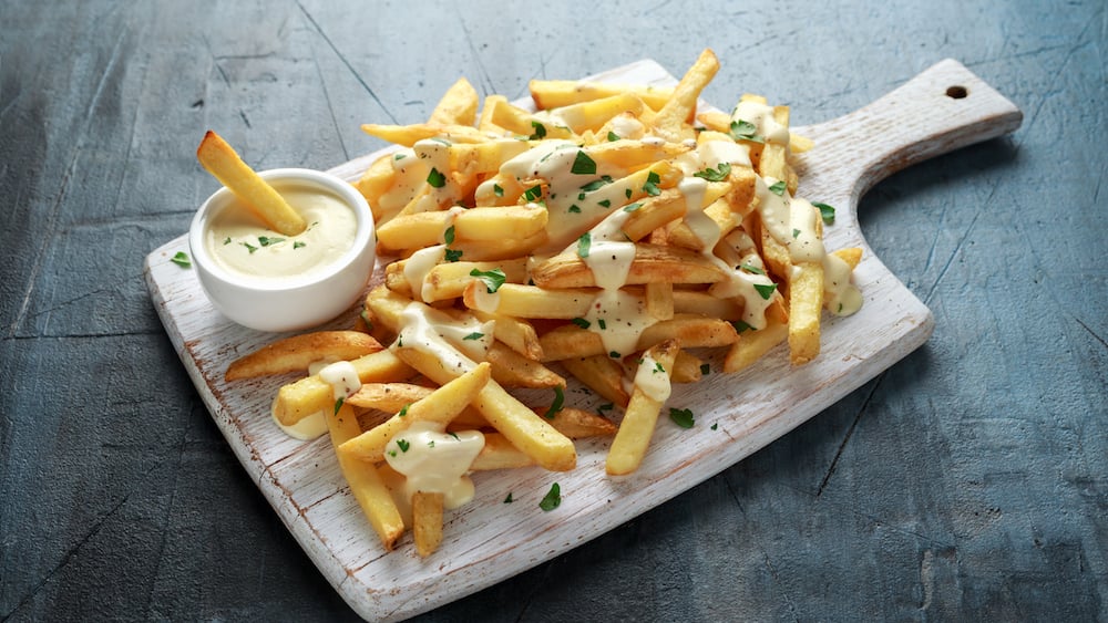 Frites et sauce au fromage blanc