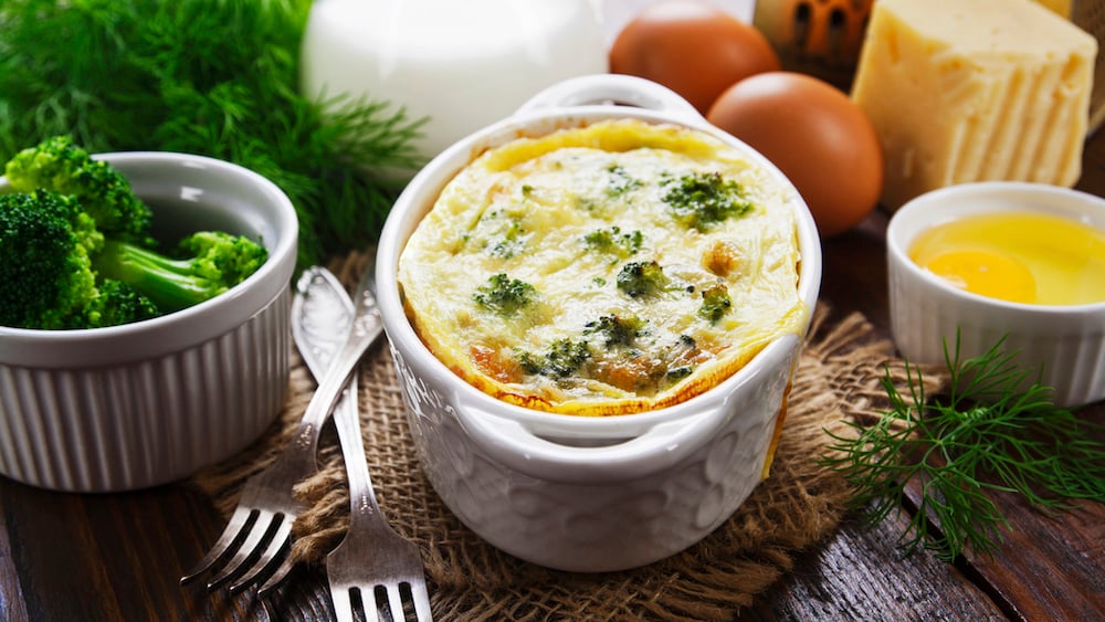 Oeuf cocotte au brocoli et roquefort