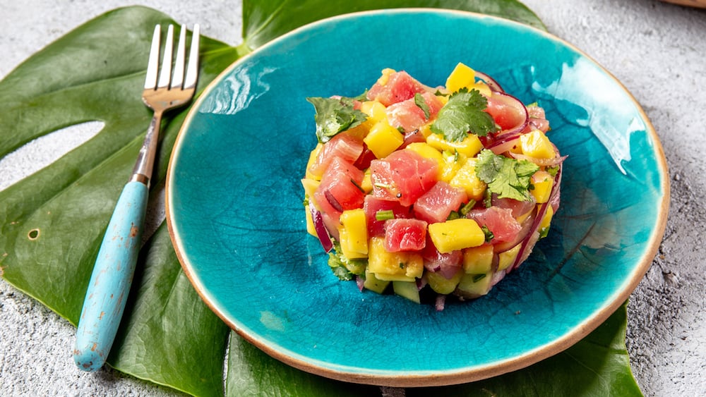 Tartare de thon à la mangue