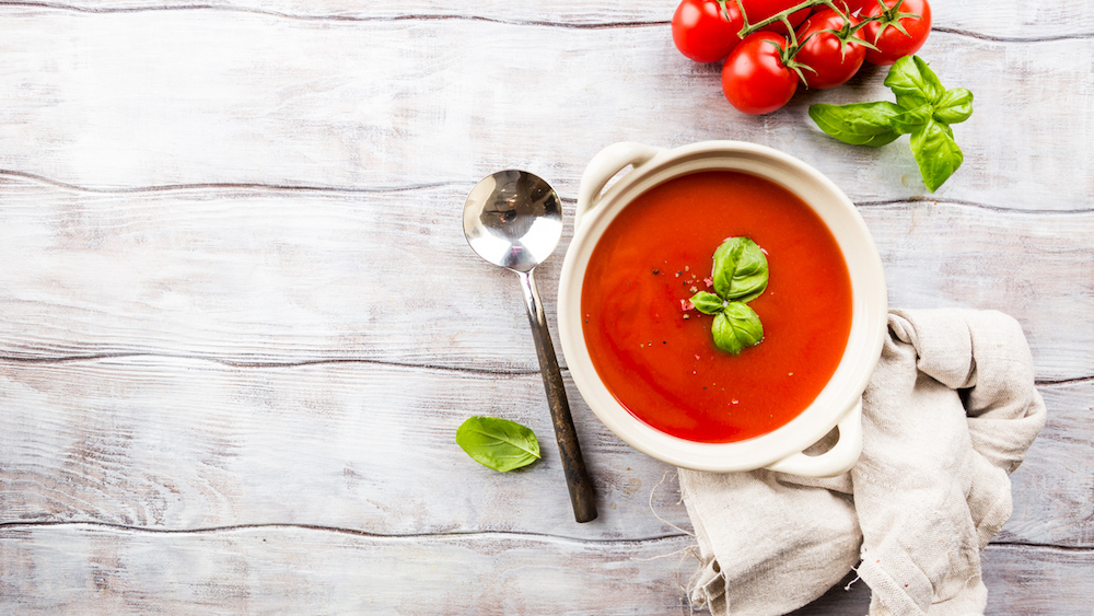 Soupe froide à la tomate