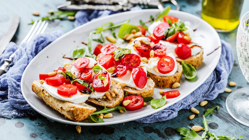 Bruschettas tomates mozzarella