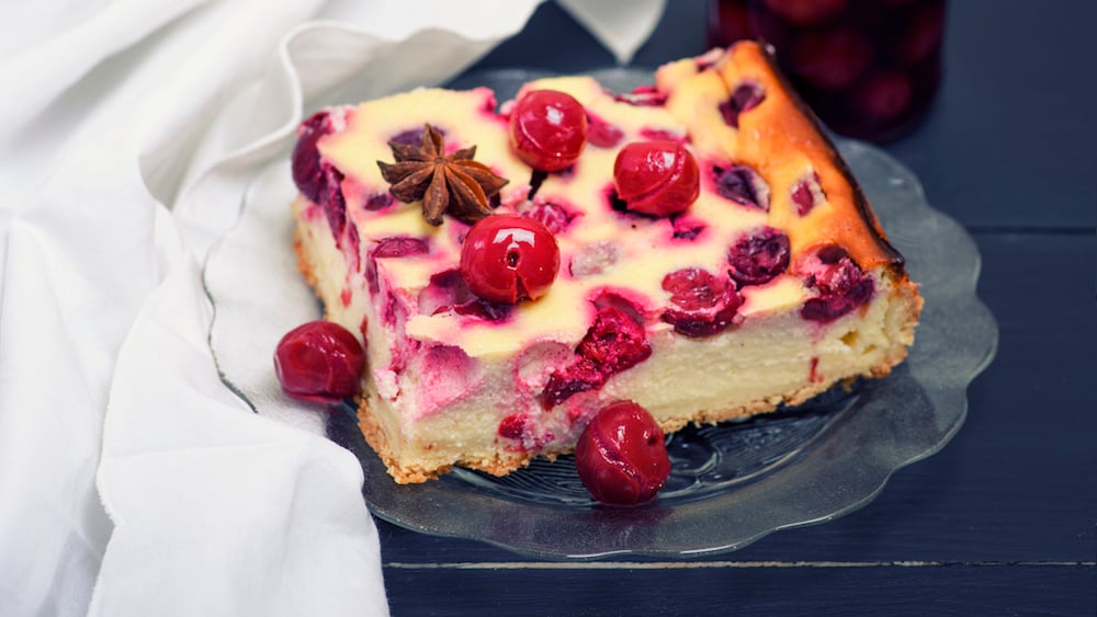 Gâteau aux cerises et à la ricotta