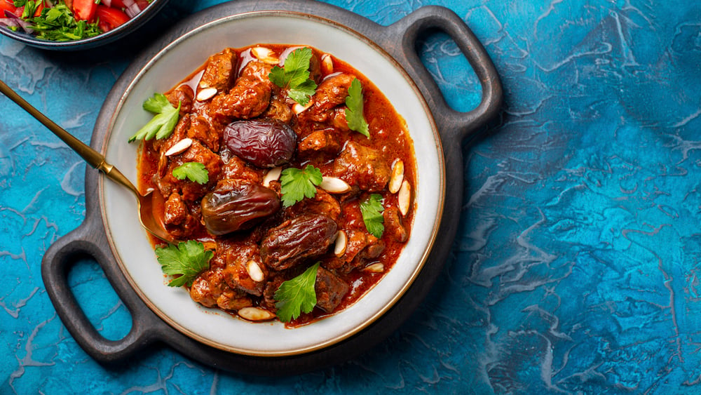 Tajine d'agneau aux dattes et aux épices