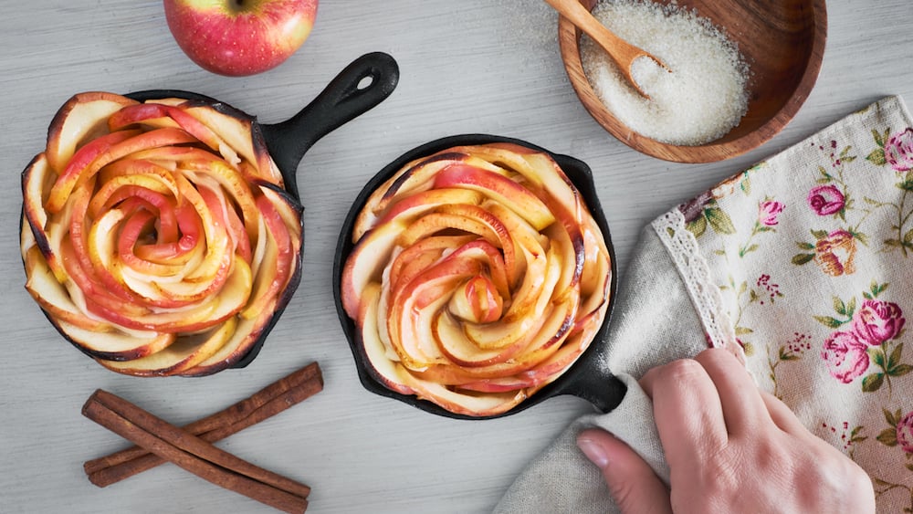 Feuilletés aux pommes en forme de rose