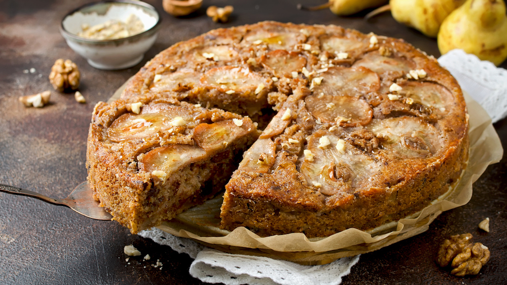 Gâteau aux poires, pépites de chocolat et noix