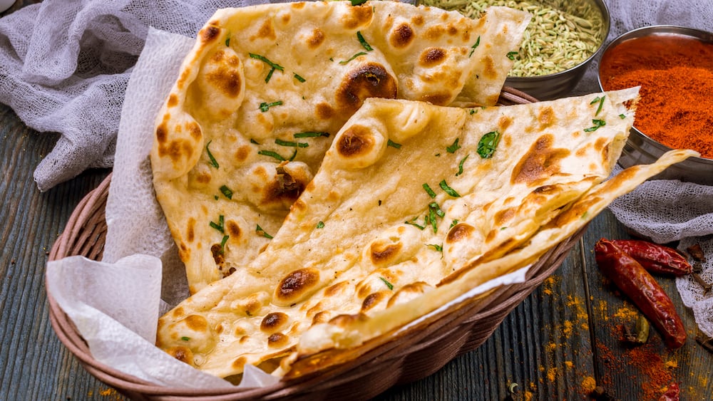 Naans fourrés au thon