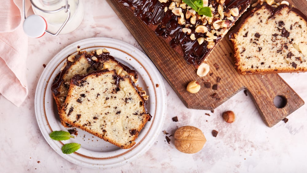 Cake moelleux au chocolat et aux noisettes