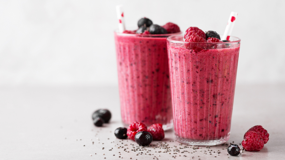 Smoothie express aux fruits rouges