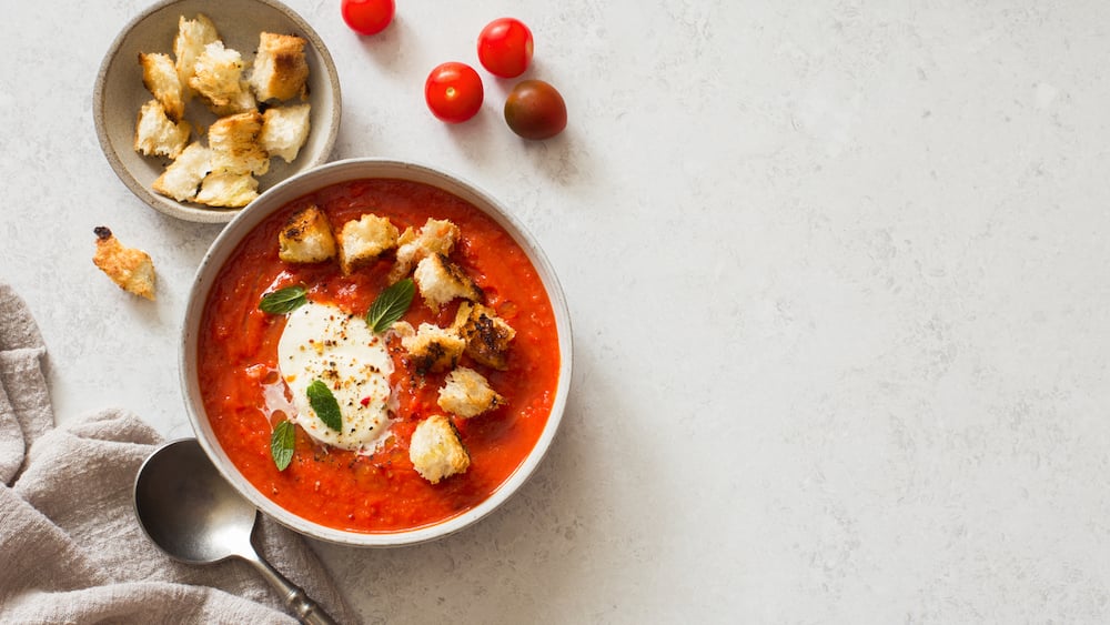 Soupe de tomates et poivrons rôtis