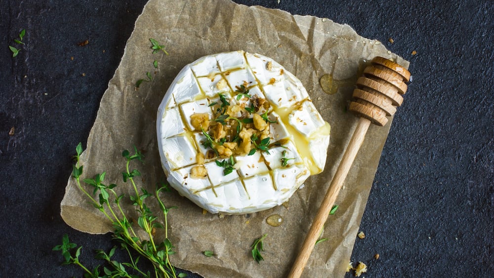 Camembert rôti au miel