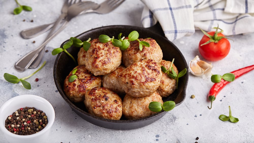 Boulettes d'agneau et pesto à la menthe