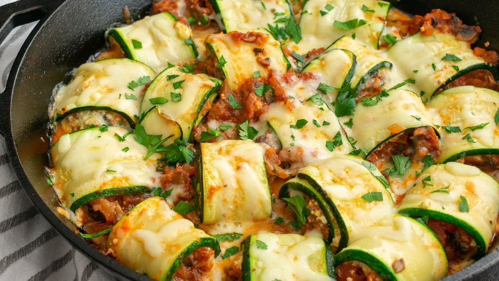 Rouleaux de courgettes panées et farcies