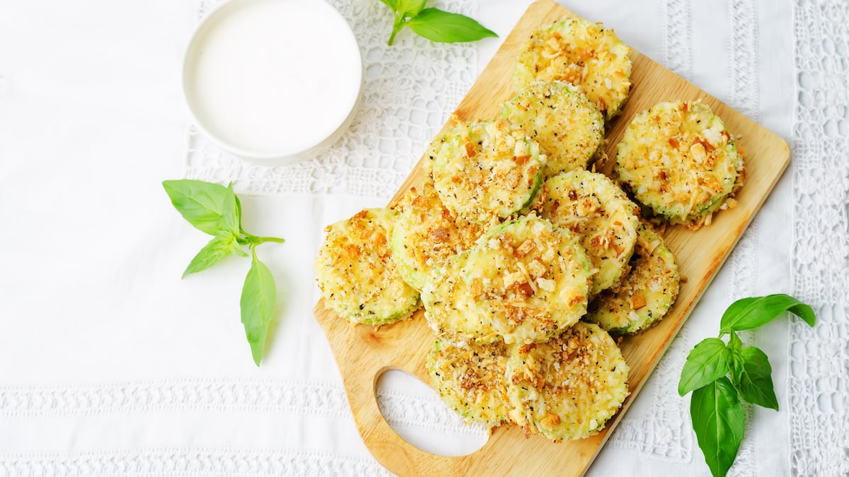 Chips de courgettes aux herbes