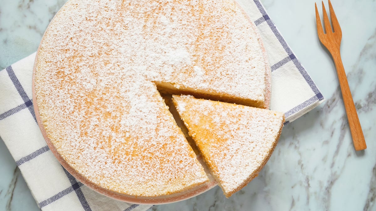 Gâteau nantais traditionnel