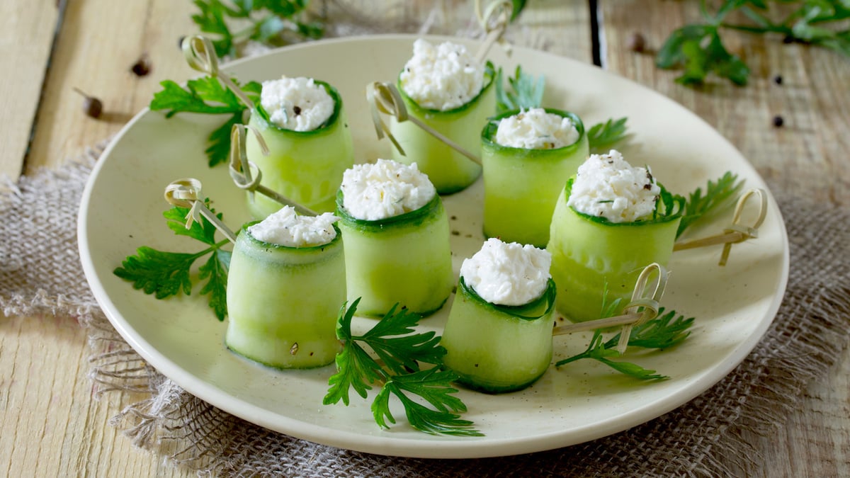 Rouleaux de concombre aux rillettes de thon